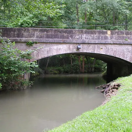 Hotel De La Nauze 2*