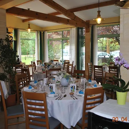Hotel De La Nauze